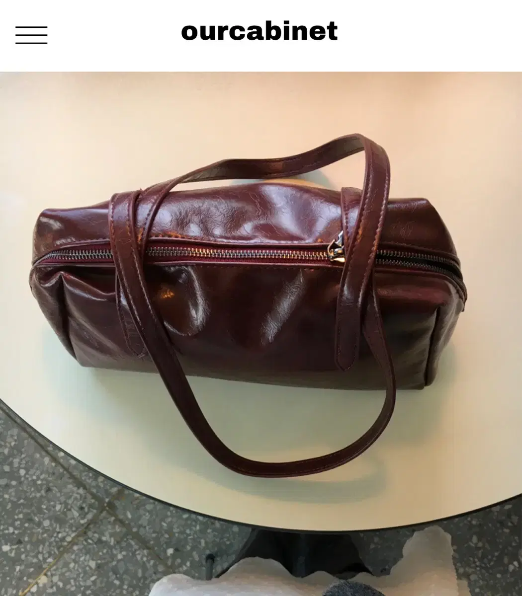 아워캐비넷 wine shoulder bag 구해요